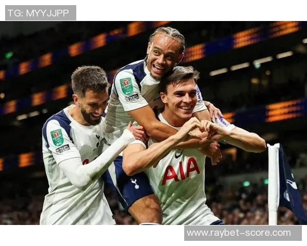 欧冠激战曼城逆转热刺红牌争议引发全场热议与点评