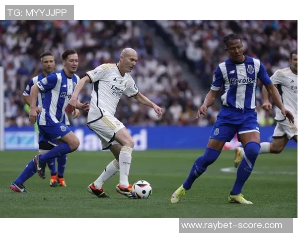 波尔图惊天逆转皇马4-3全场沸腾赛后点评精彩纷呈 波尔图惊天逆转皇马4-3全场沸腾赛后点评精彩纷呈