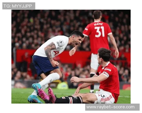 英超激战巴萨凭借点球险胜热刺全场沸腾精彩集锦回顾