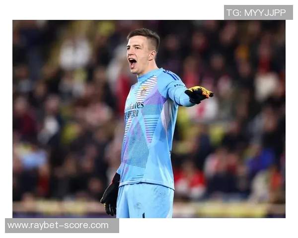 德甲惊现冷门曼联逆转本菲卡上演4-3绝杀全场沸腾