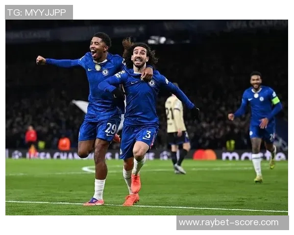 世界杯激战曼联与那不勒斯平局乌龙球引发全场争议与热议