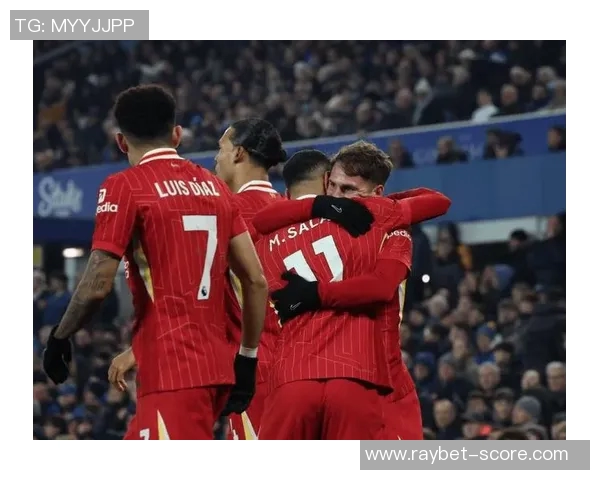 国王杯激战巴萨完胜利物浦3-0晋级引爆全场激情